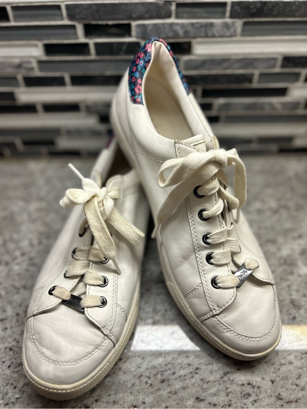 Coach Porter off white Leather Lace-Up Sneakers with Floral Heel size 11